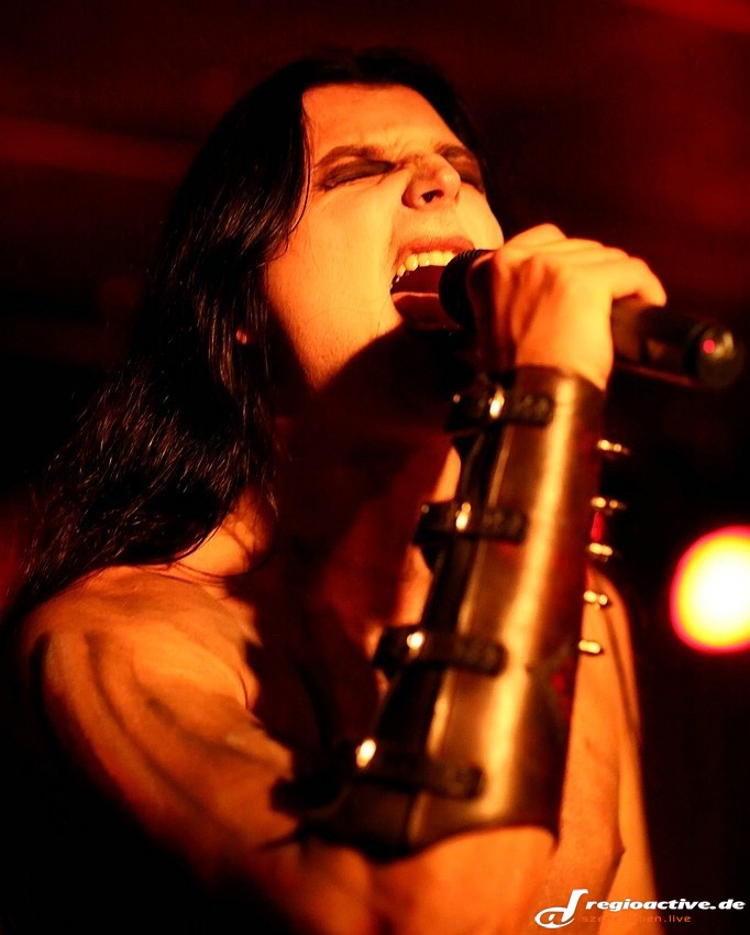 Nachtblut (live in Frankfurt, 2012)